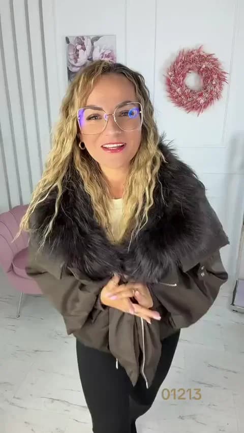 Kurtka oversize wypełniona kaczym puchem z odpinanym lisem 9158 (31) 8G